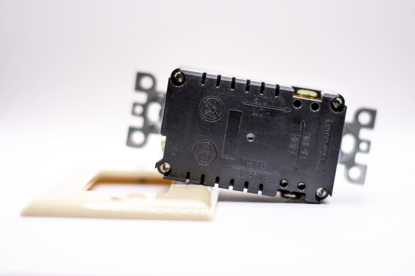 20 Amp GFCI Outlet – Tamper & Weather Resistant – Ivory